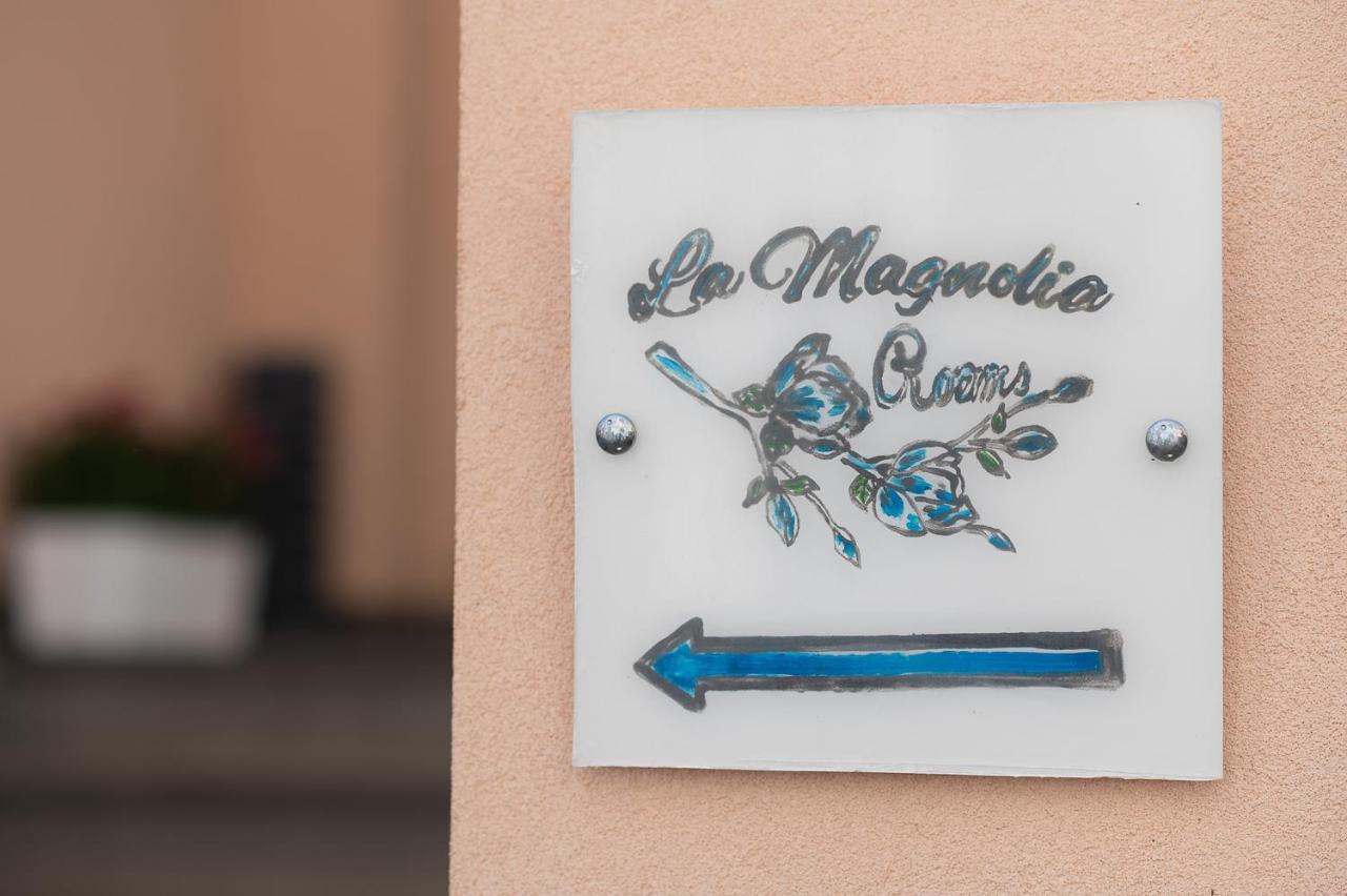 La Magnolia Rooms Procida Exterior foto